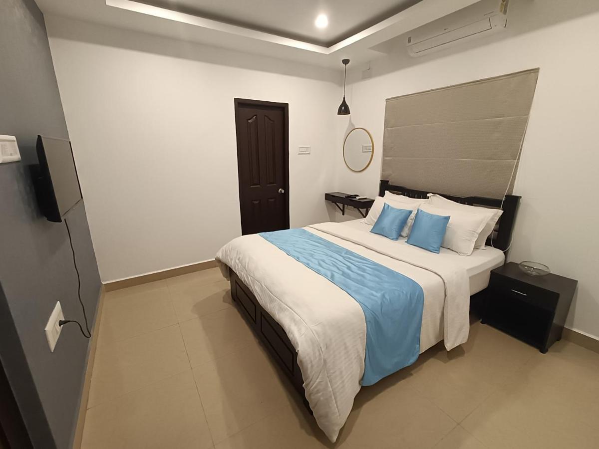 Brick Castle Hotel Chennai Exterior photo